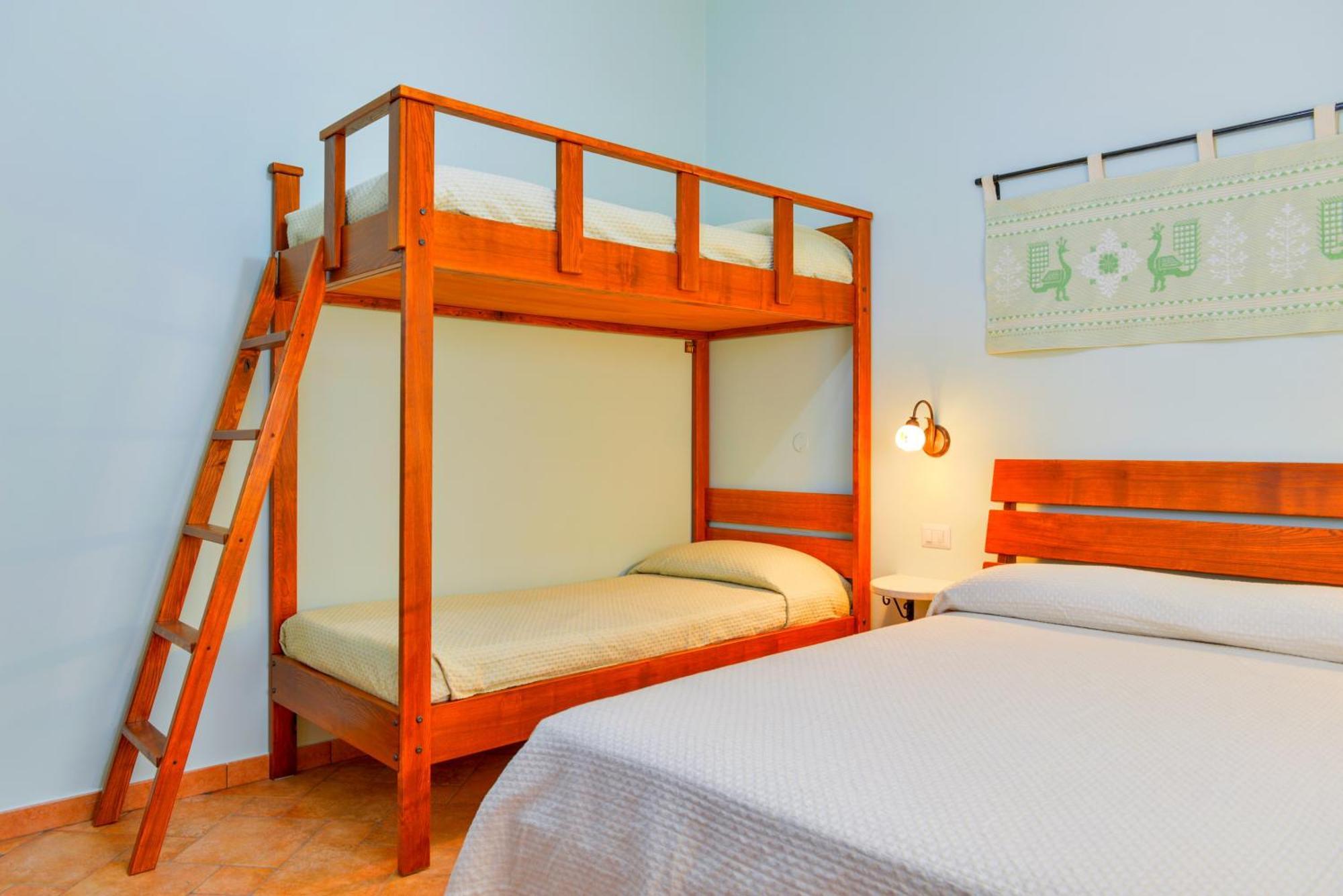 Nuraghe Bianco Bed & Breakfast Santa Maria la Palma Luaran gambar
